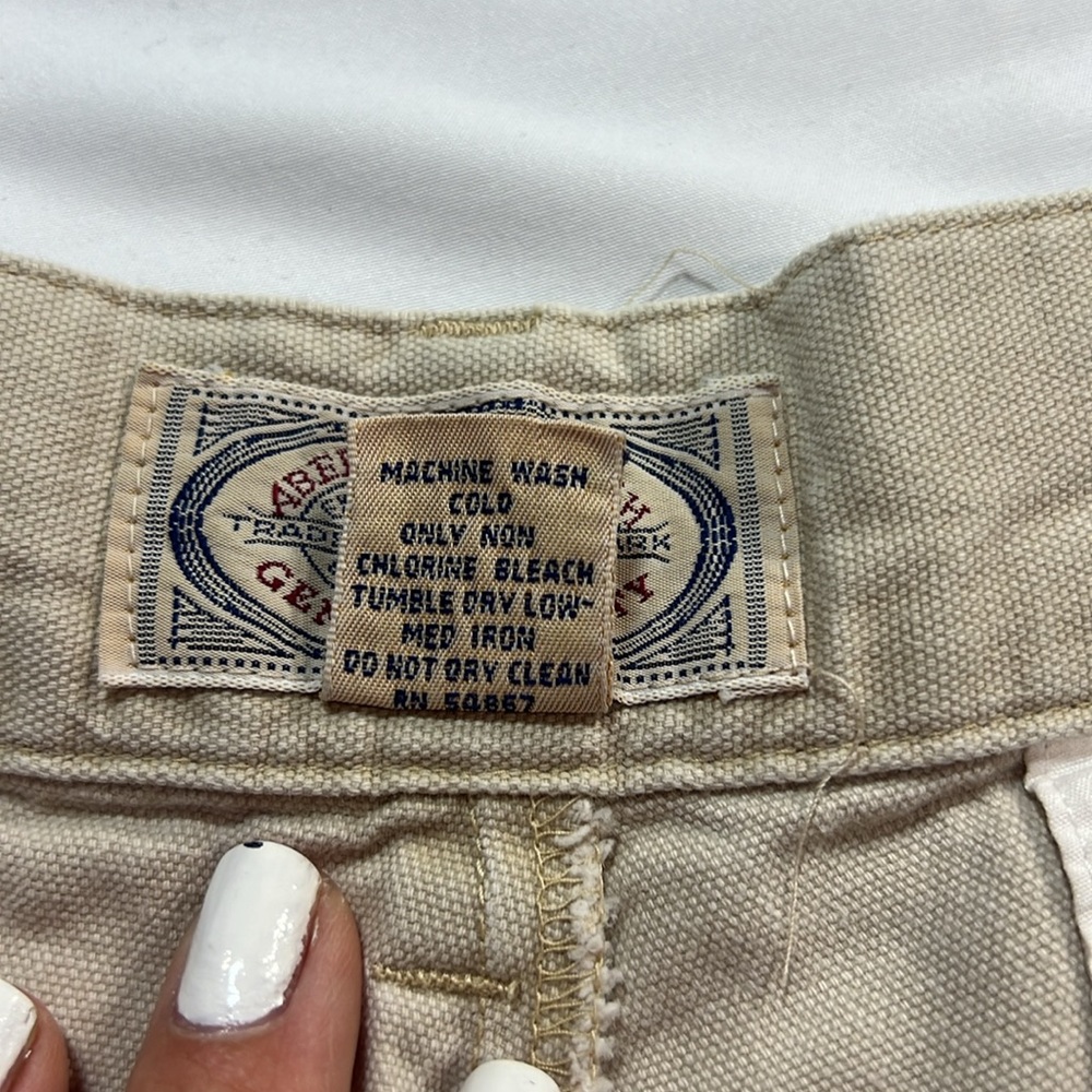 Vintage Abercrombie and Fitch khaki cut off shorts size 36 waist - Picture 3 of 8